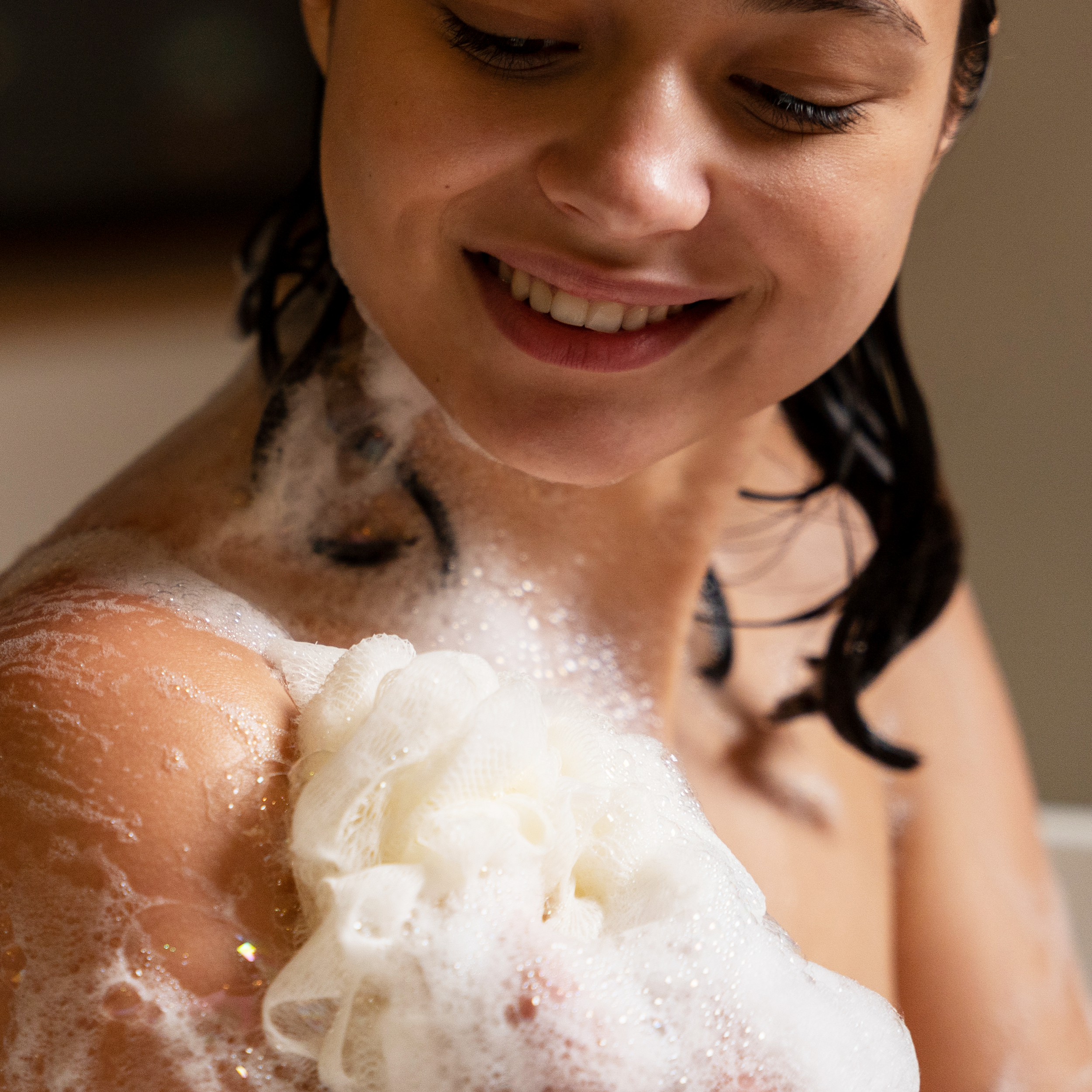 Softening Rose & Honeysuckle Body Wash
